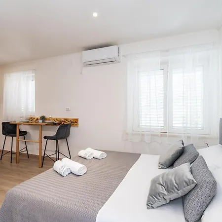 Anmarie With Free Parking Apartment Dubrovnik Room photo