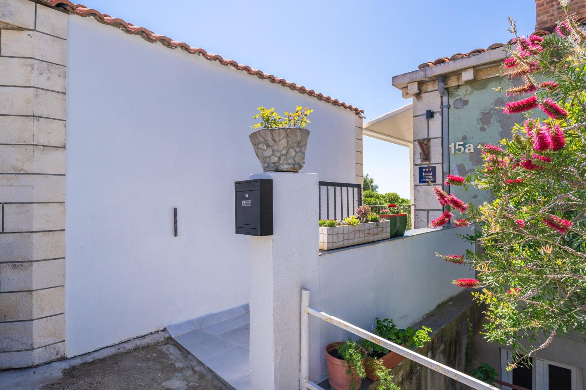 Anmarie With Free Parking Apartment *